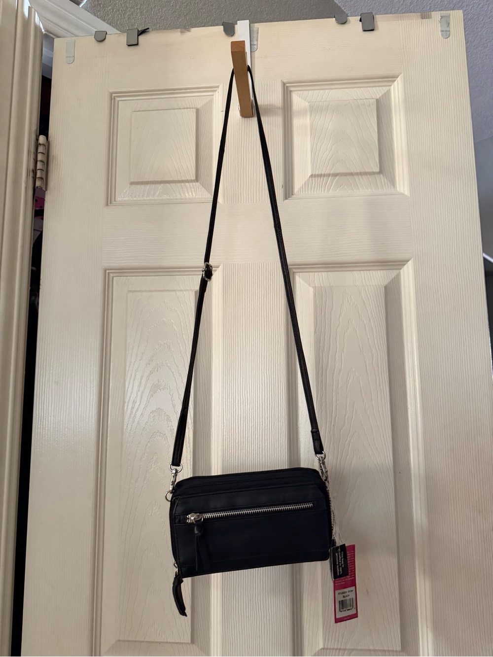 Unbranded Black Crossbody Bag with Front Zip Pocket